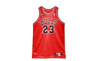 Teuerstes Trikot - 10,1 Millionen Dollar für Michael Jordan Basketball-Trikot